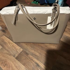 NWT Tory Burch York Buckle Tote French Gray